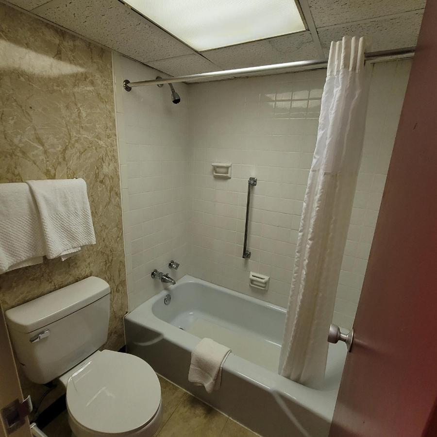 Richland Inn Johnstown Esterno foto