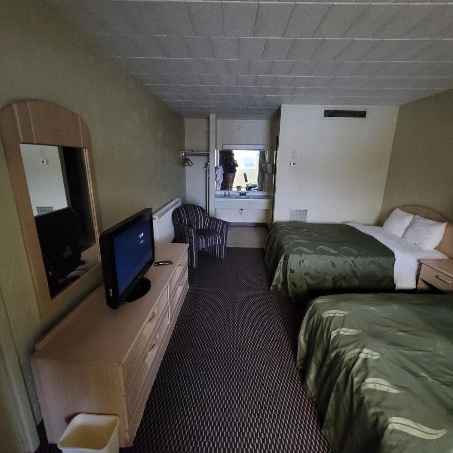 Richland Inn Johnstown Esterno foto